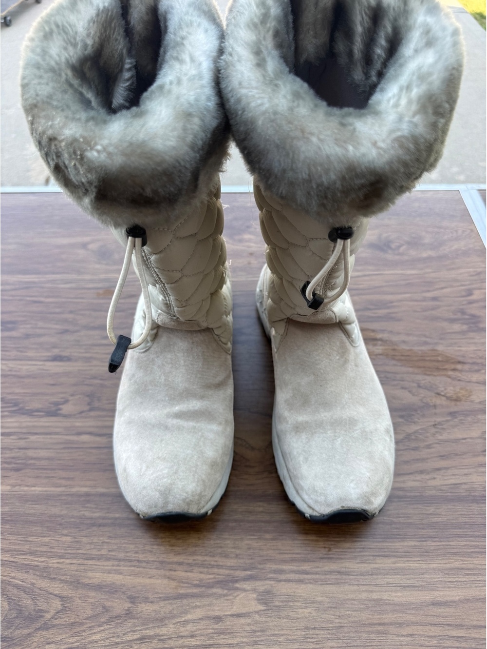 L.L. Bean Beige Suede Quilted Nylon Insulated Faux Fur Women's 10